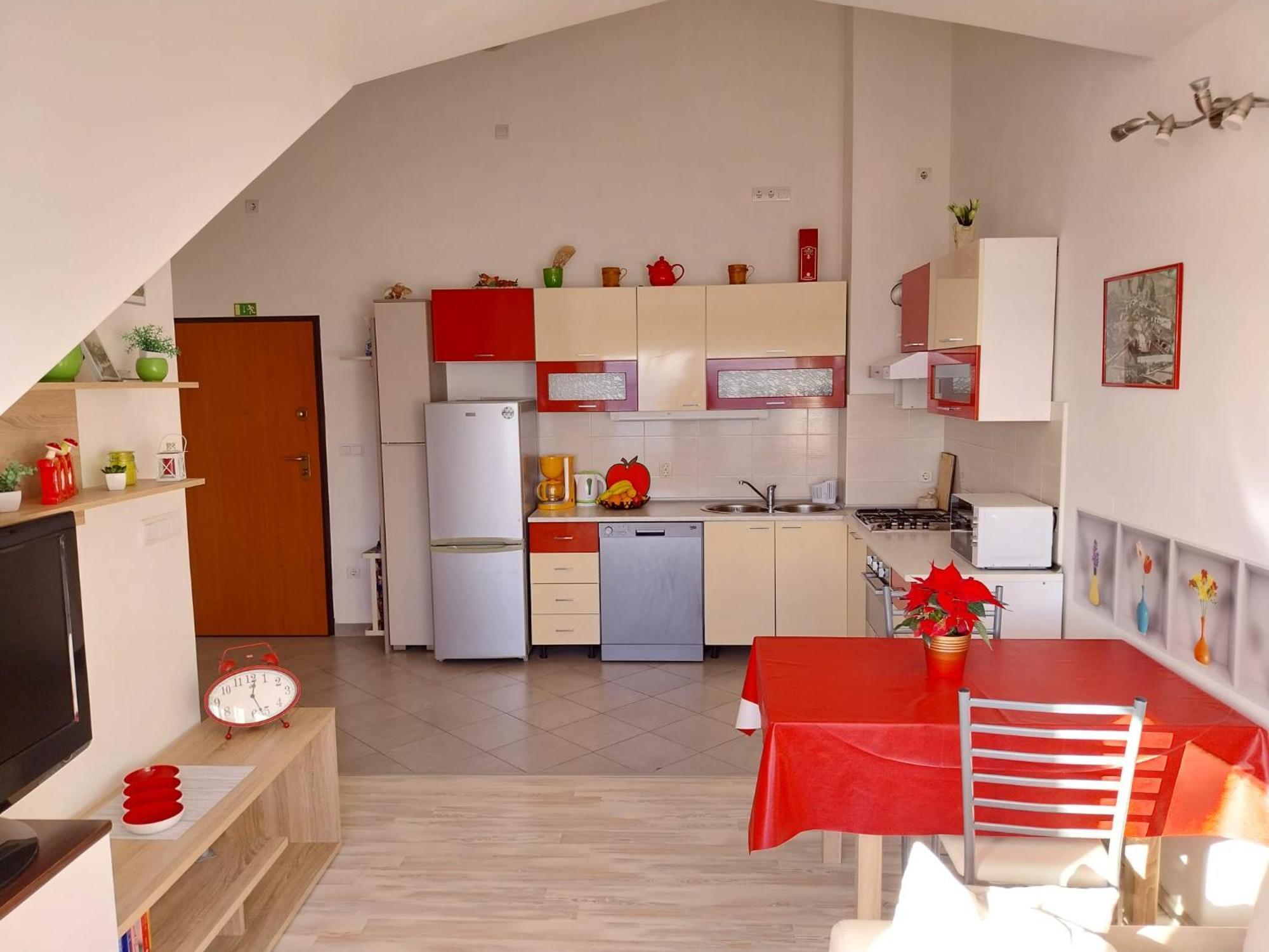 Seaview Apartment Оміш Екстер'єр фото