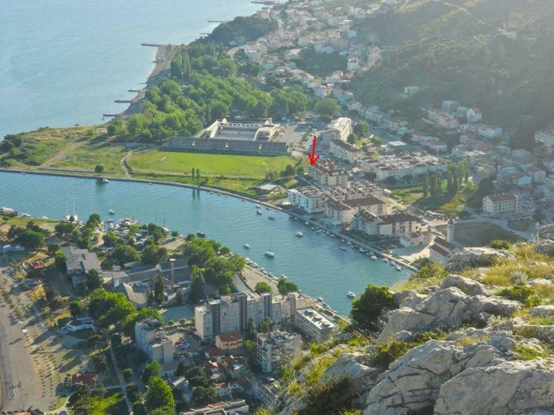 Seaview Apartment Оміш Екстер'єр фото