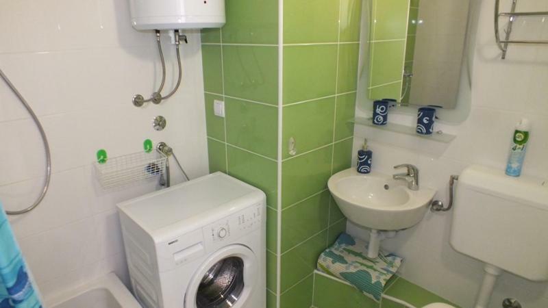 Seaview Apartment Оміш Екстер'єр фото